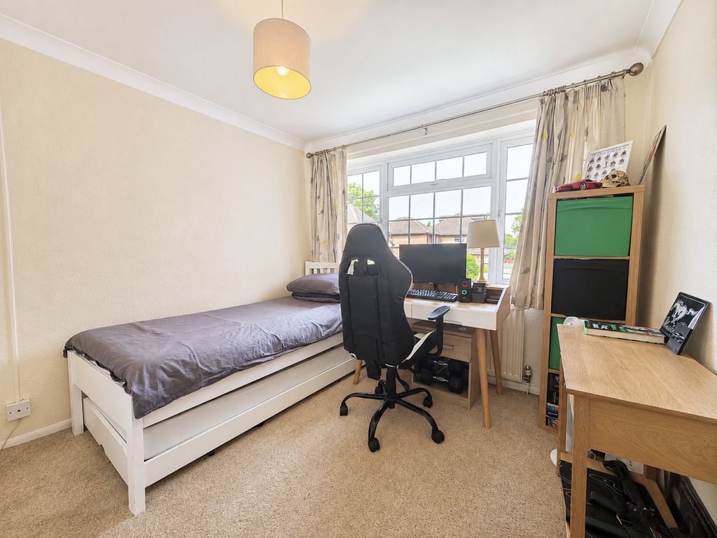 Woodside Avenue Flackwell Heath